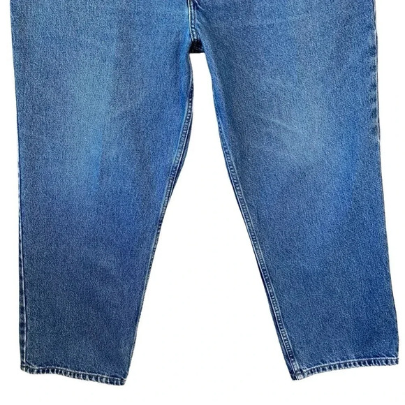 L.L. Bean Vintage Comfort Waist Straight Leg Denim Blue Jeans 40 X29 Medium Wash - Picture 4 of 16